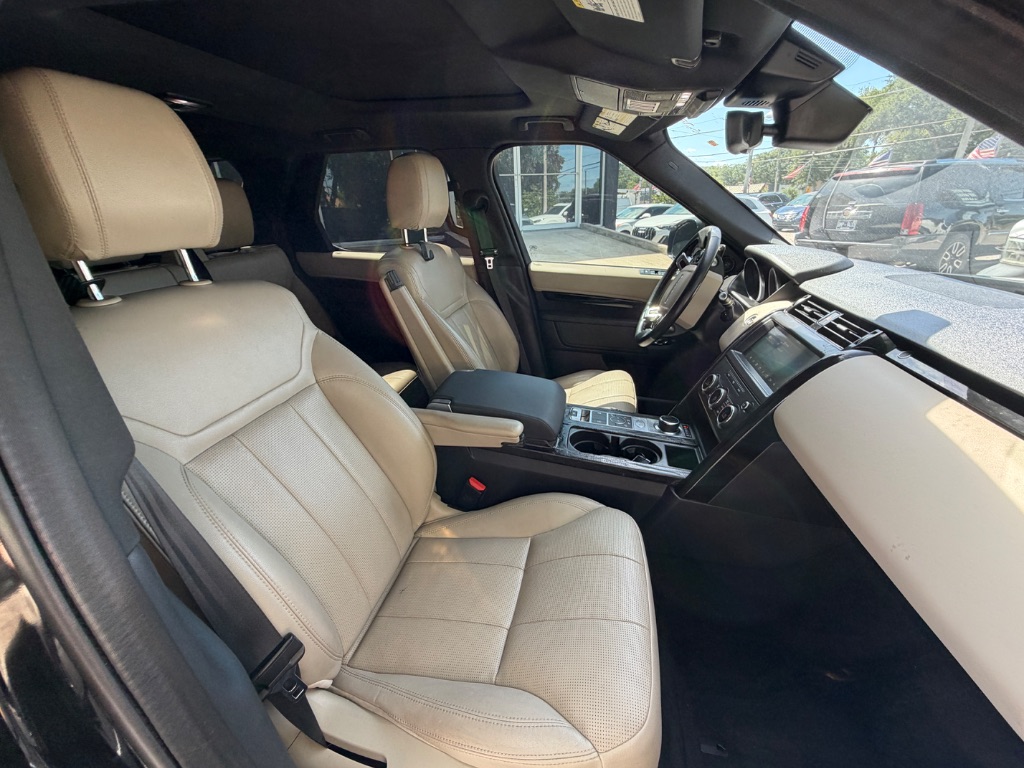 2020 Land Rover Discovery - $16,999